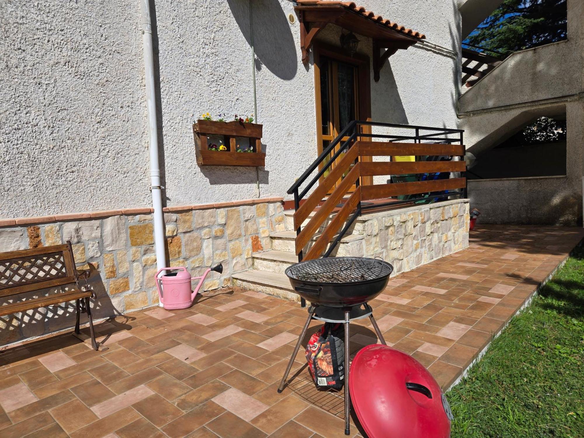 Home & Garden Castel Di Sangro Exteriör bild